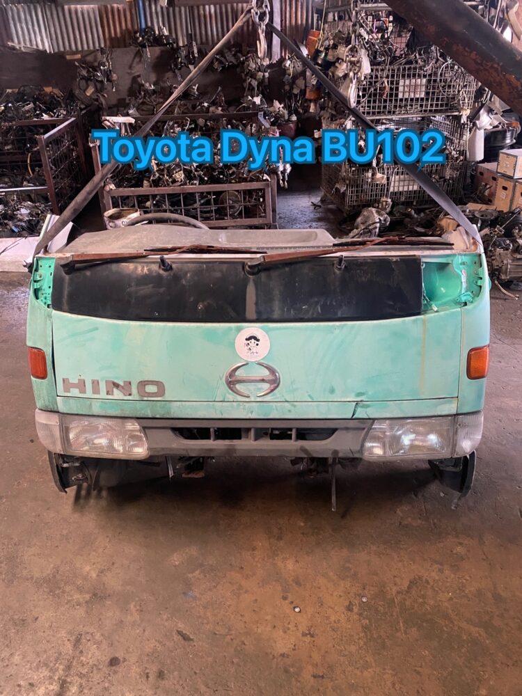 Toyota Dyna BU102 1 Ton Nose Cut Panel LORRY USED SPARE PARTS ENGINE GEARBOX MALAYSIA