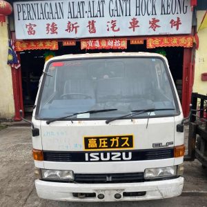 Isuzu NHR 1 Ton 4JB1 half cut Cabin