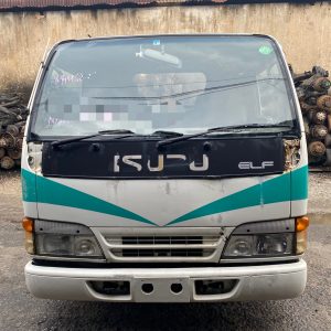 Isuzu Hicom NHR69 4JG2 Cabin Half Cut Manual