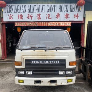 Daihatsu DV57 1 Ton DL Half Cut Cabin