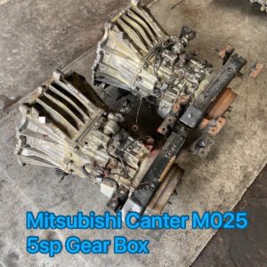 Mitsubishi Canter FE639 M025 5 speed Gear Box