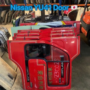 Nissan UD YU41 Door
