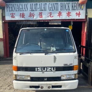 Isuzu NHR 4JB1 Half Cut Cabin