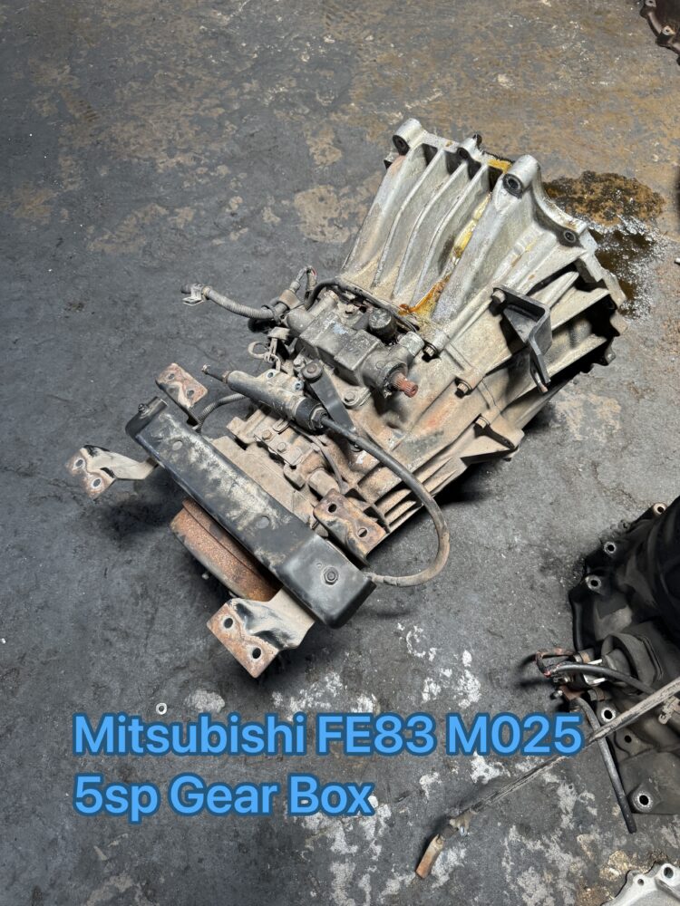 Mitsubishi Canter FE83 M025 Gear Box