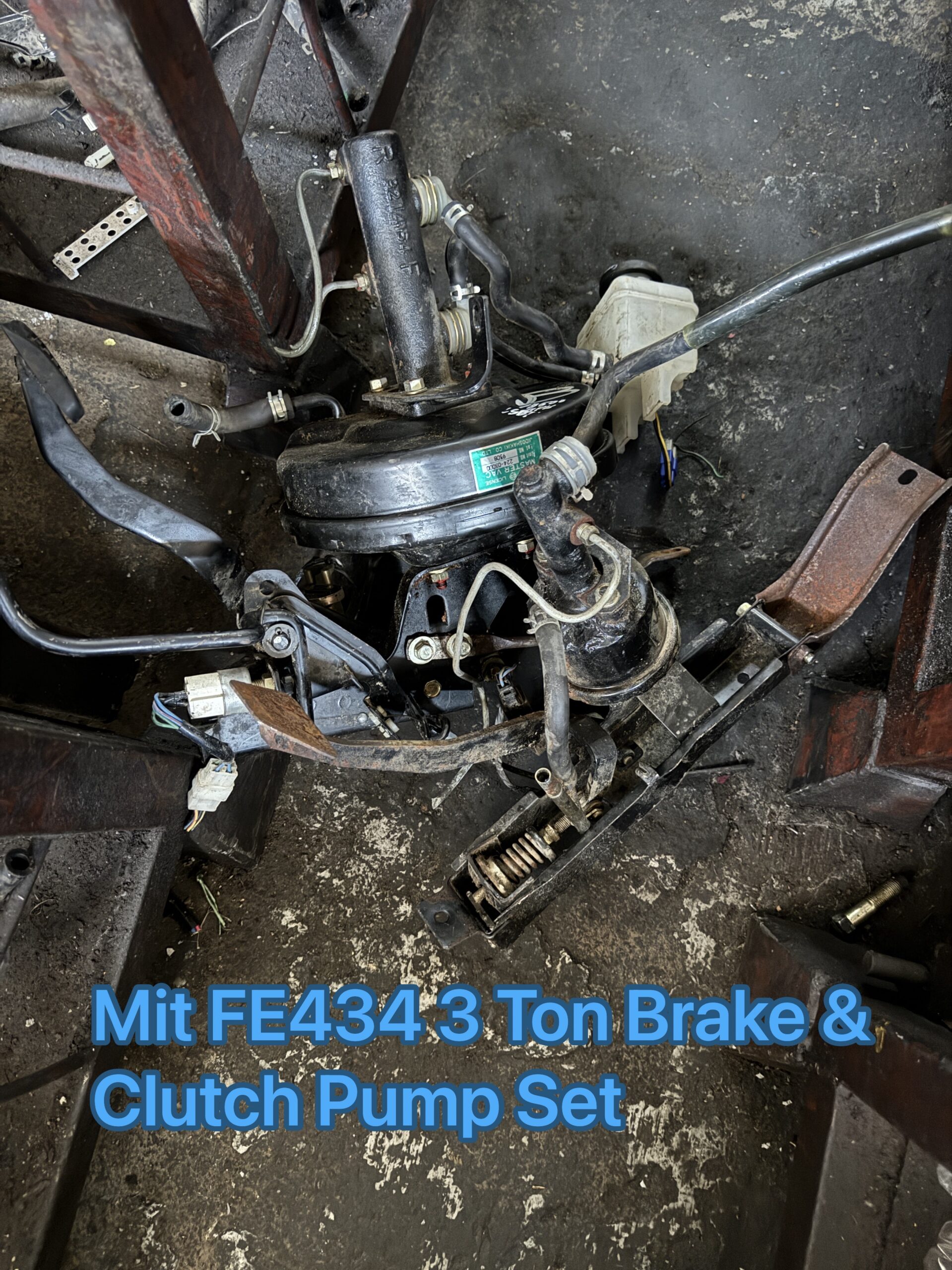 Mitsubishi Canter FE434 3 Ton Brake & Clutch Pump