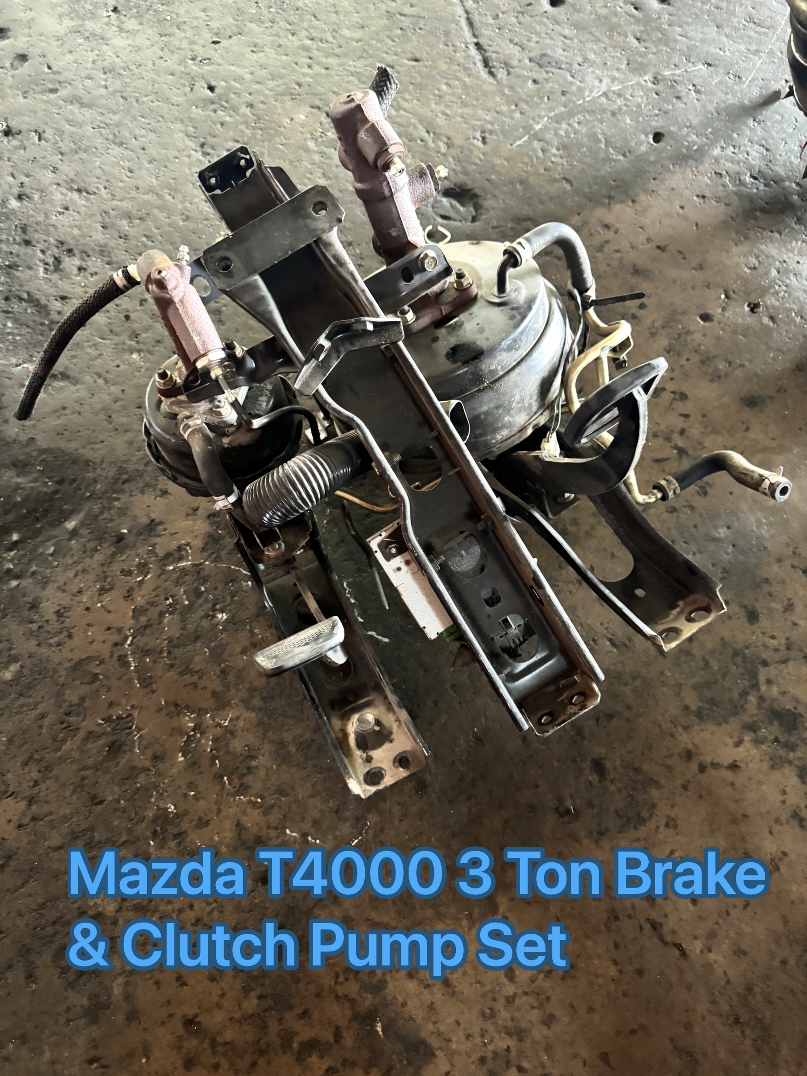 Mazda Titan T4000 3 Ton Brake & Clutch Pump Set