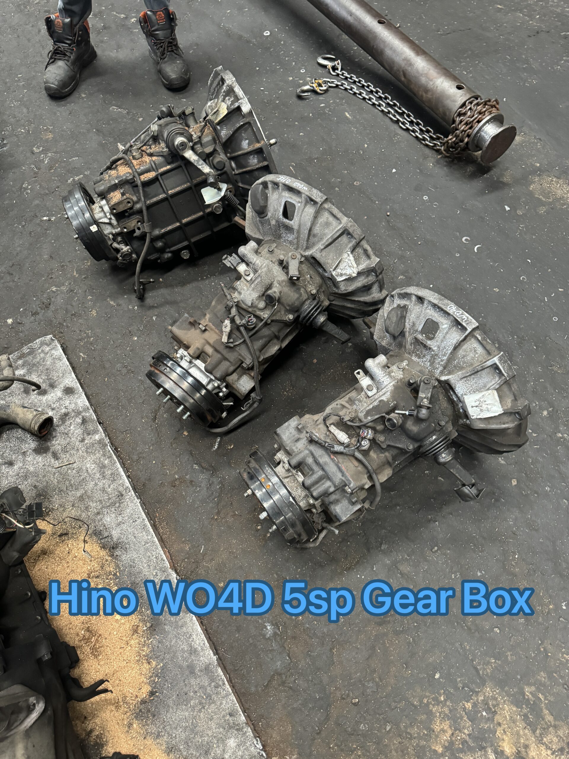 Hino 300 Dutro WO4D Gear Box