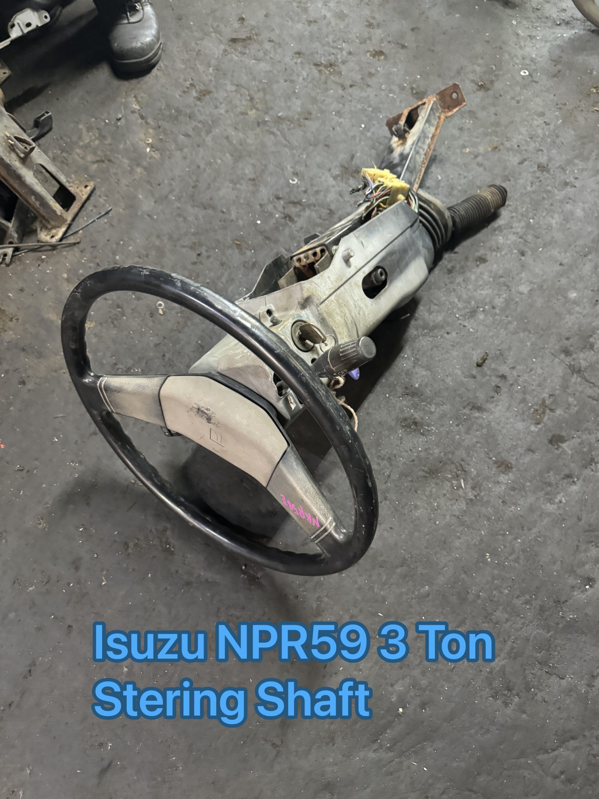 Isuzu NPR59 3 Ton Stering Shaft
