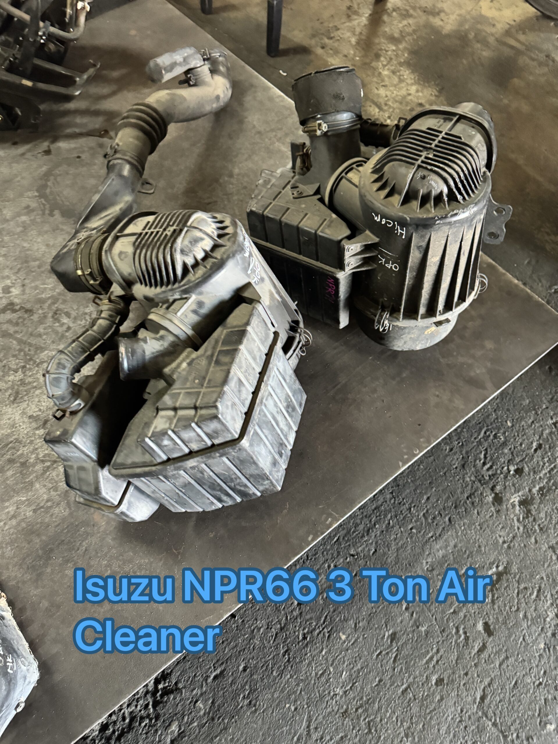 Isuzu NPR66 NKR66 Air Cleaner
