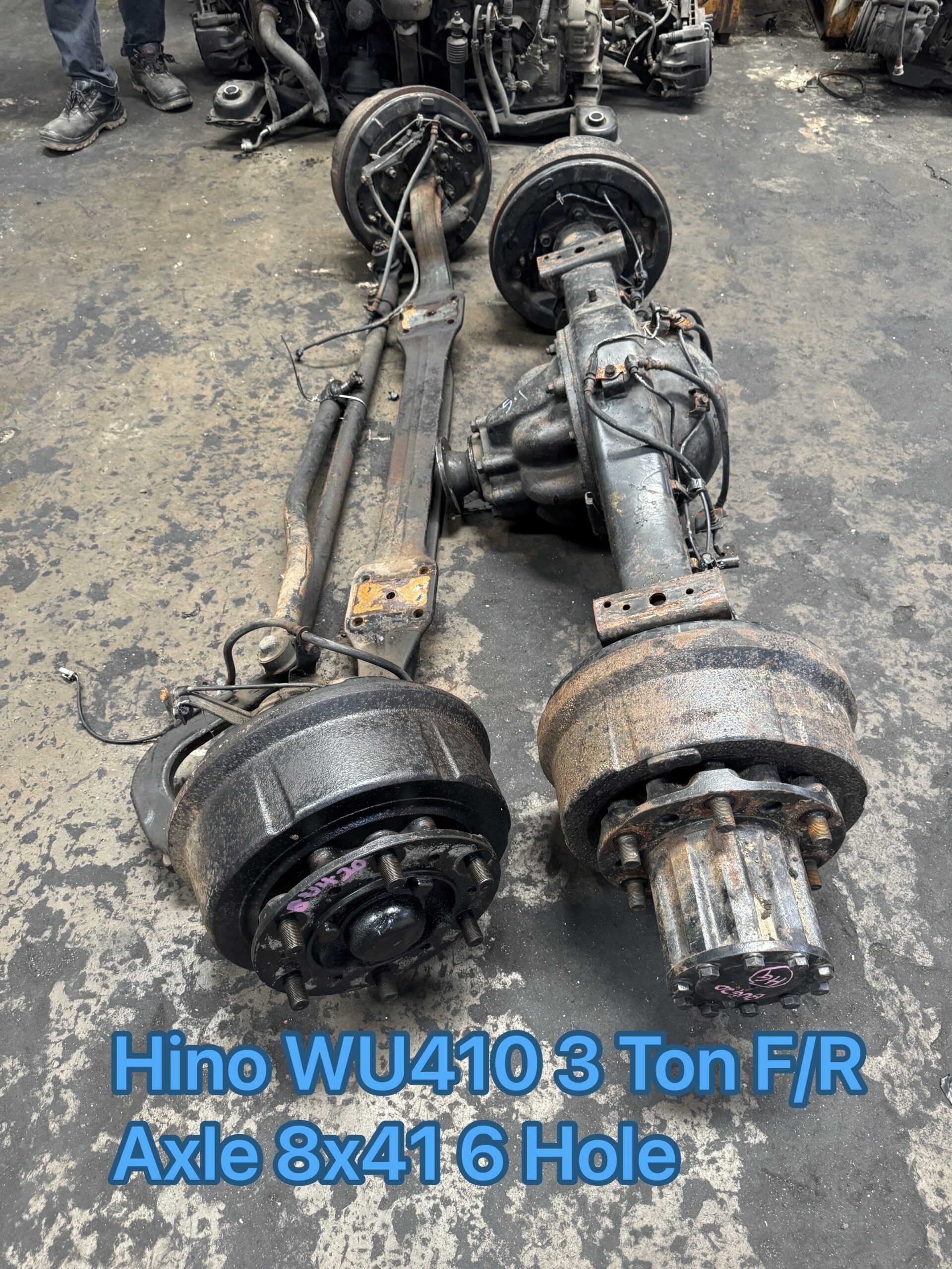 Hino 300 Dutro 3 Ton Front Rear Axle 8×41 6 Hole