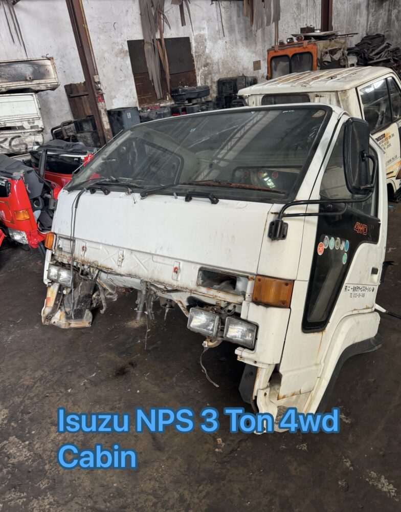 Isuzu ELF NPS 4wd 3 Ton Cabin Half Cut